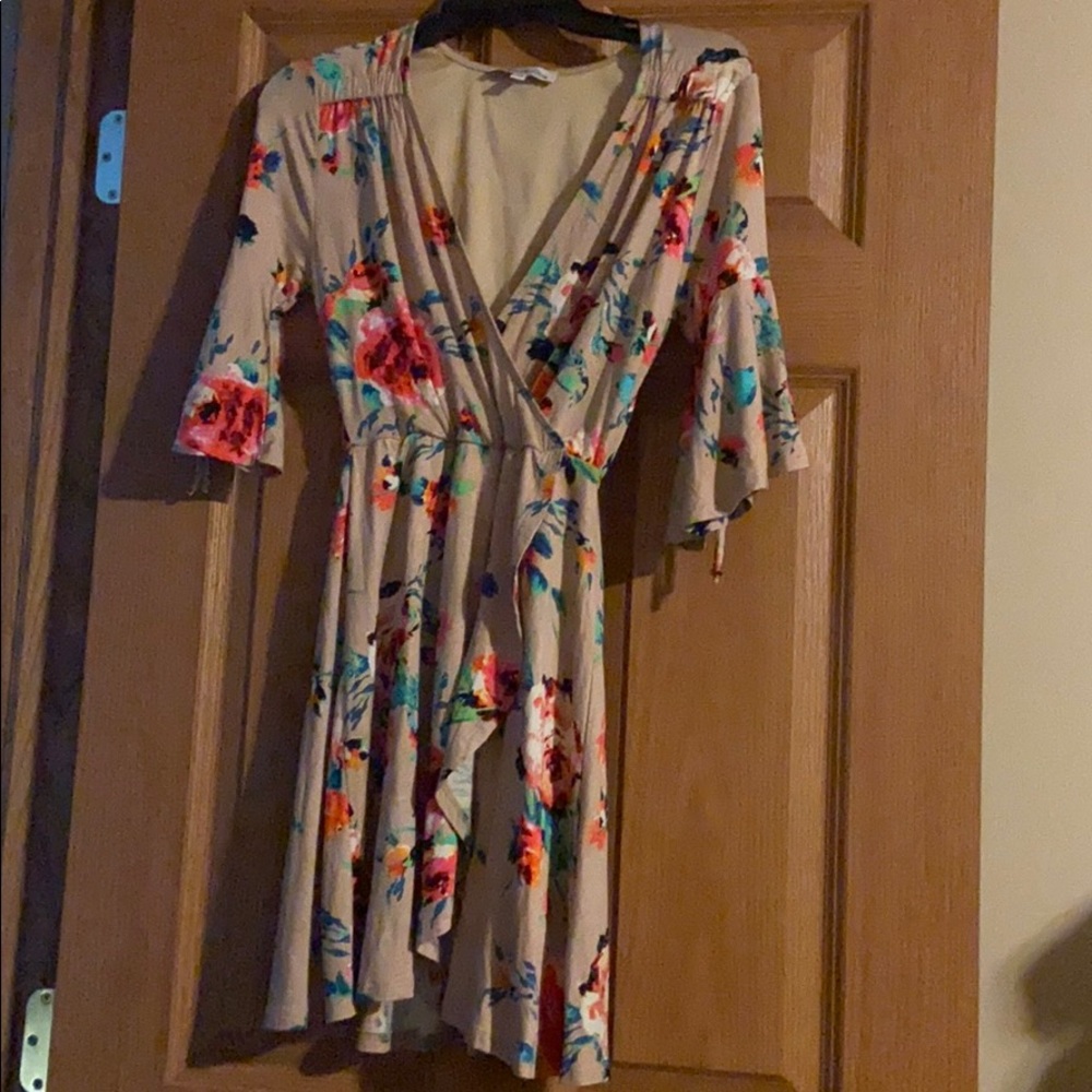 Stilletto’s Junior Medium Dress Taupe